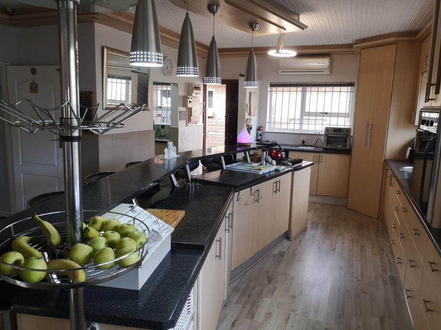 4 Bedroom Property for Sale in Azalea Park Eastern Cape